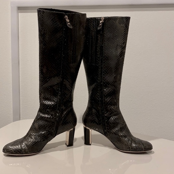 Salvatore Ferragamo Python Skin Black and Grey Heeled Boots. - Picture 3 of 11